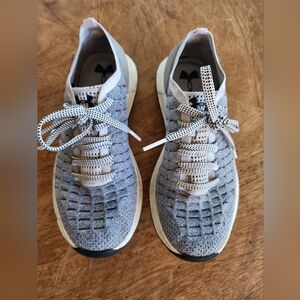 Under Armour Grey Sneakers Size 5